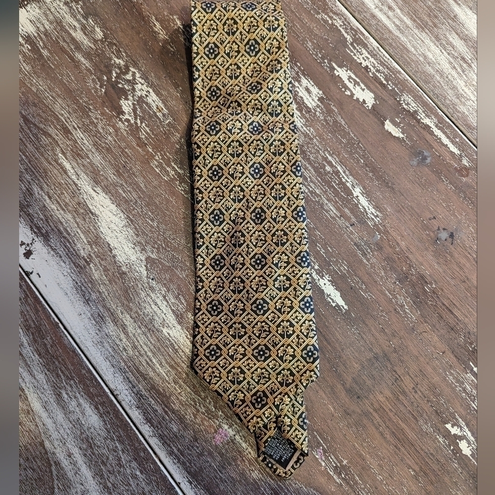 Beaufort Tie Rack Silk Tie Gold Black Floral‎ Made in Italy Necktie